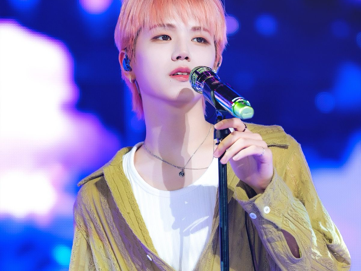 Male friend and lover thumbnail