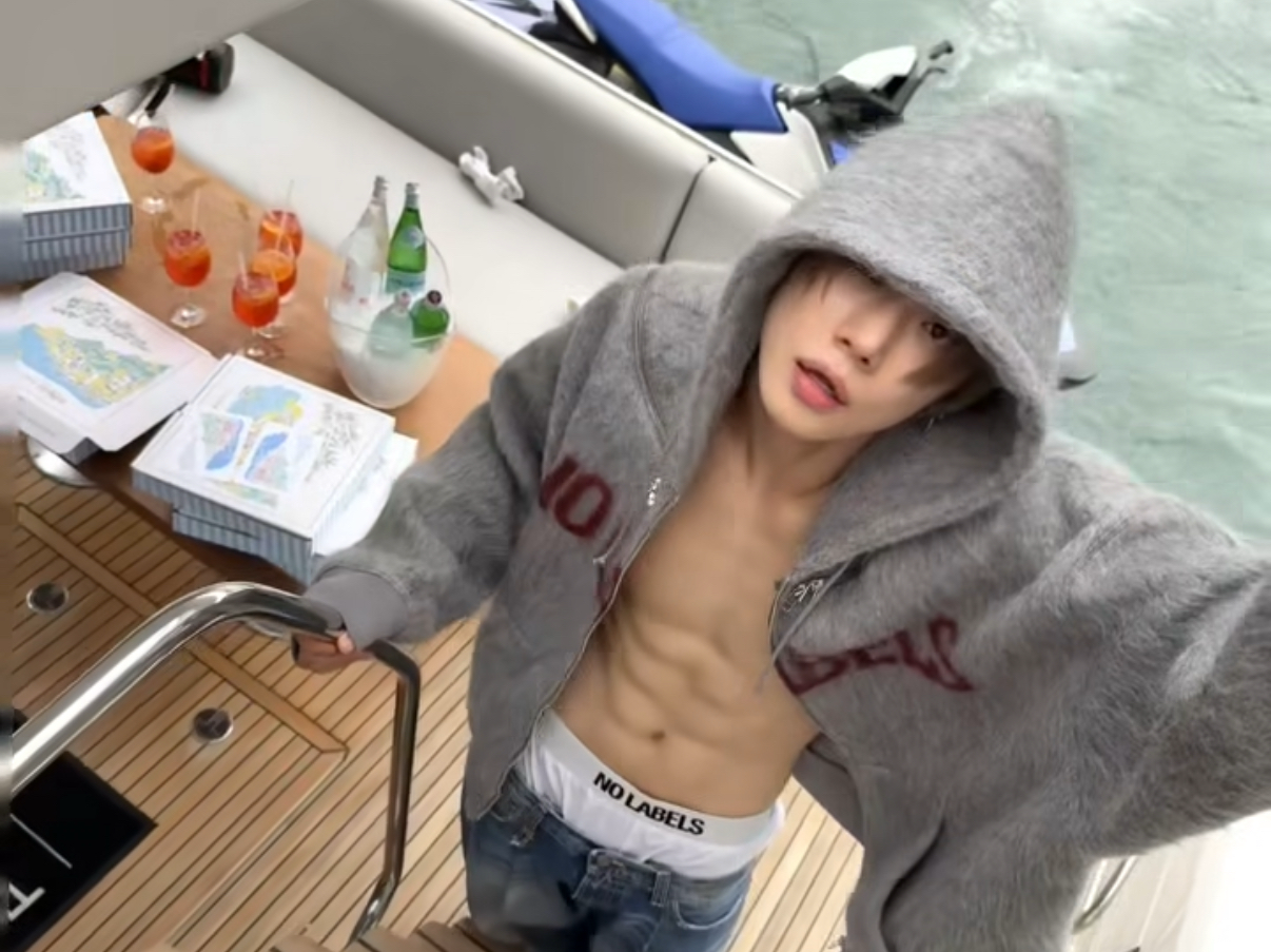 Sẽ thế nào nếu một kẻ bắt nạt và một trùm băng đảng gặp nhau? thumbnail