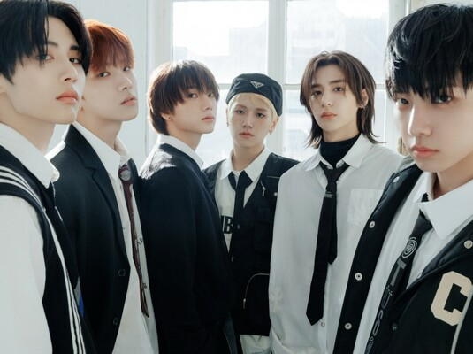 모범생인 나와 양아치인 그들(휴재) thumbnail