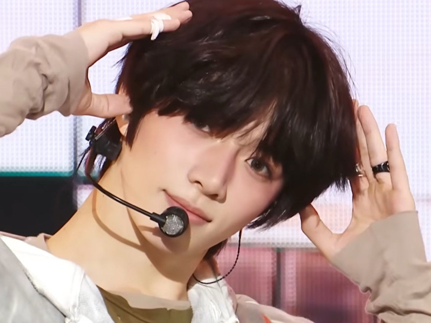 노래 추천 해주세요  thumbnail