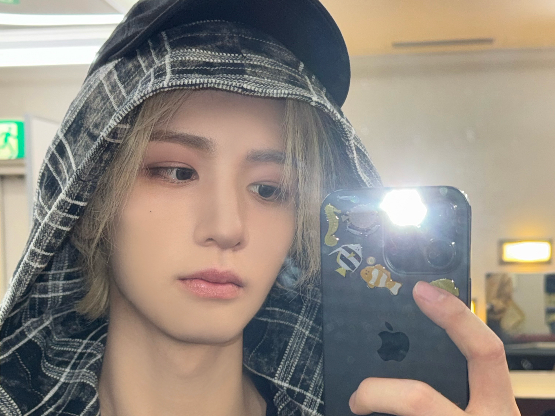 우린 만날수없는 운명인걸까..? thumbnail