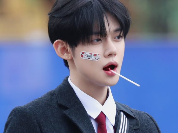 Prestigious high school study club thumbnail