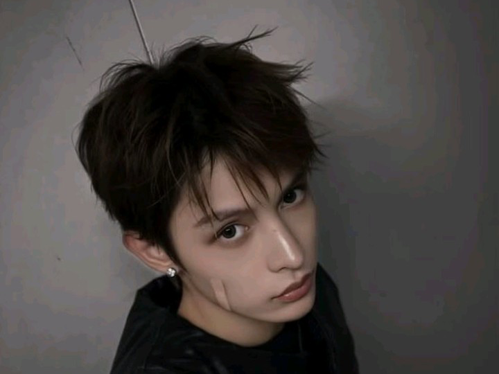 노력 끝에 얻는 영광 thumbnail