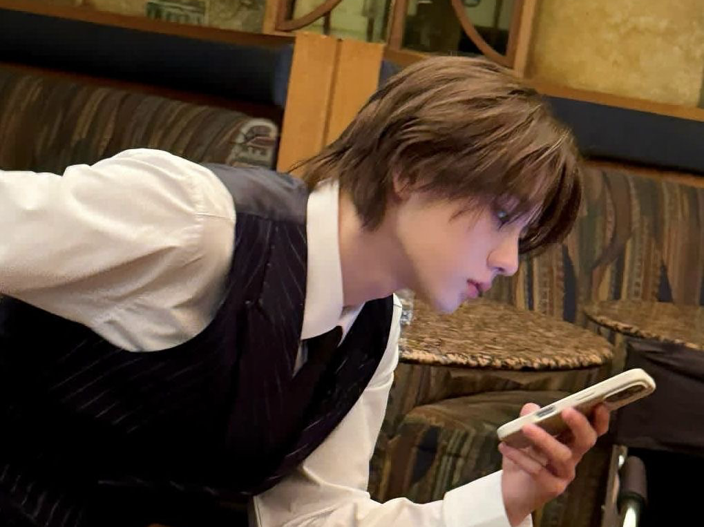 作者无法逃避 thumbnail