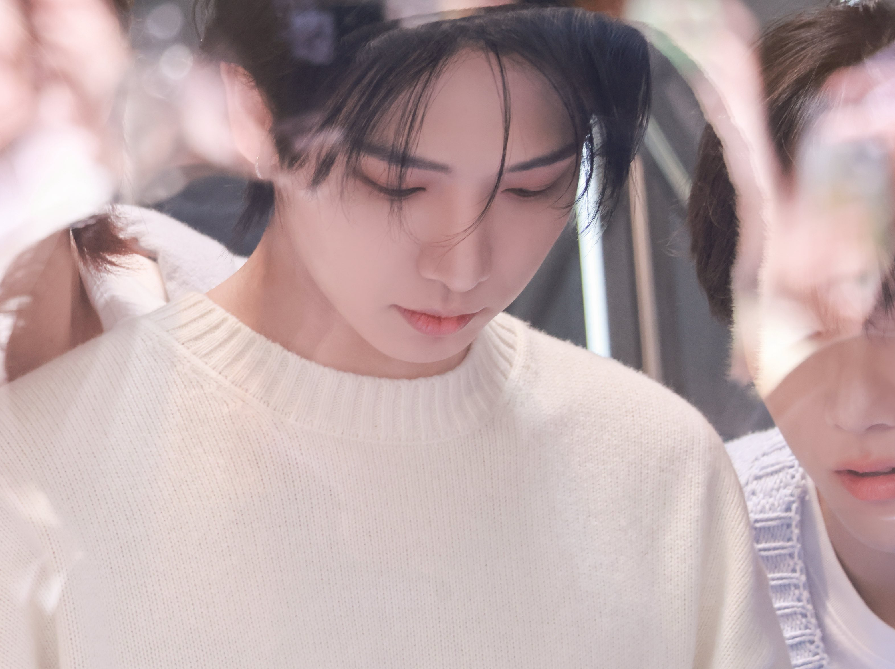 Soy un ángel que cayó aquí, pero thumbnail