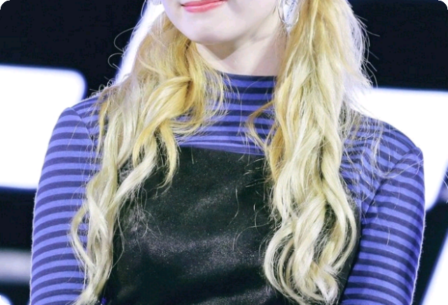 Đăng ký kênh NoNoHaeng thumbnail