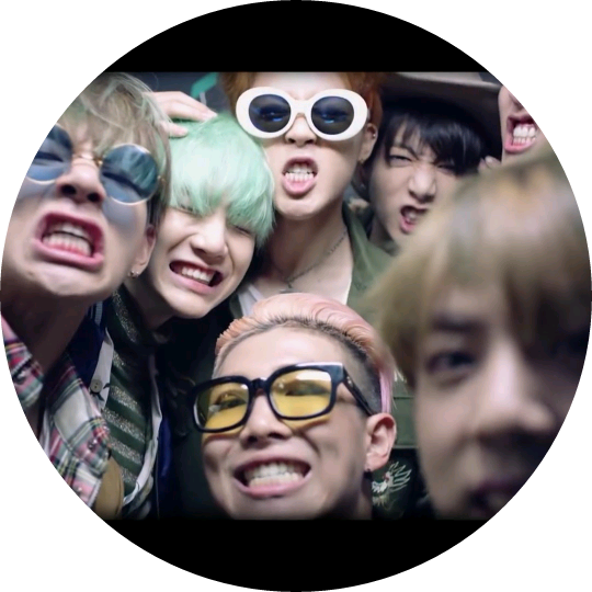 방탄소년단 멤버들 image