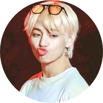 18살의 김태형 image