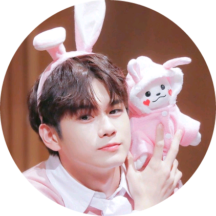 옹성우 image