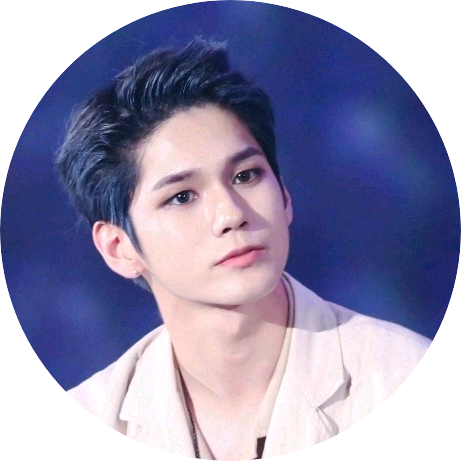 옹성우 image