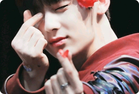 Blancanieves sexy 2 thumbnail