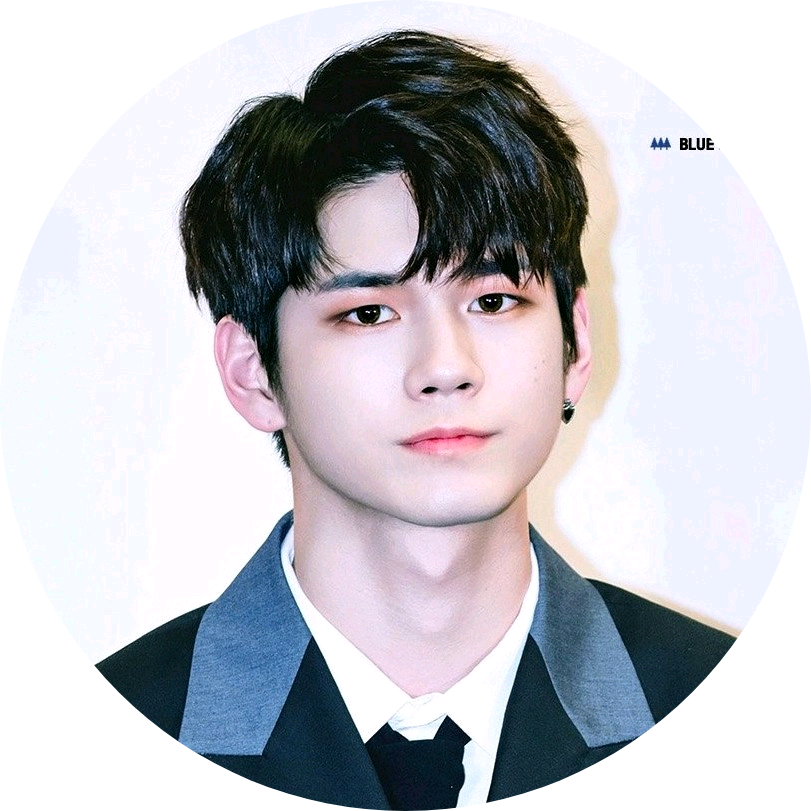 옹성우 image