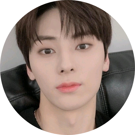 황민현 image