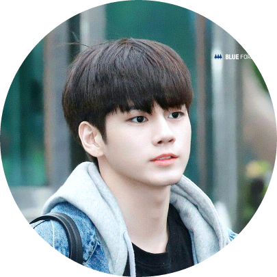 옹성우 image
