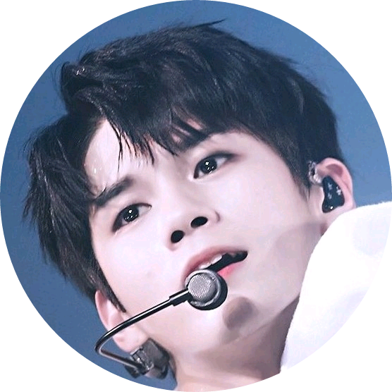 옹성우 image