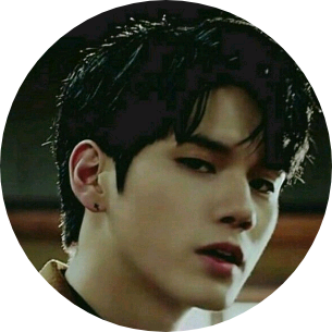 옹성우/18/일진 image