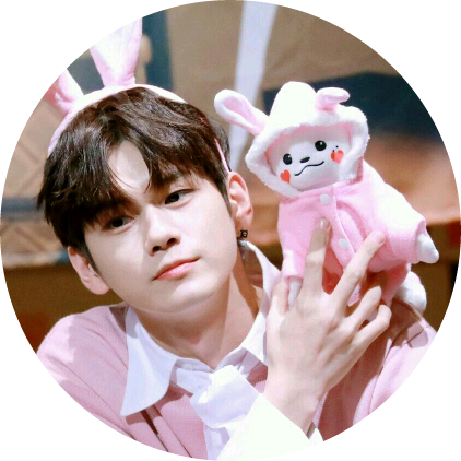 옹성우 image