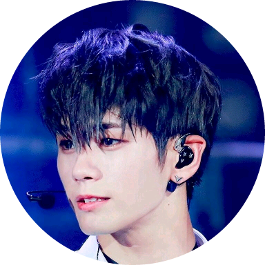 옹성우 image