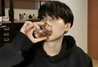 Saudari, hapus bekas ciuman itu thumbnail