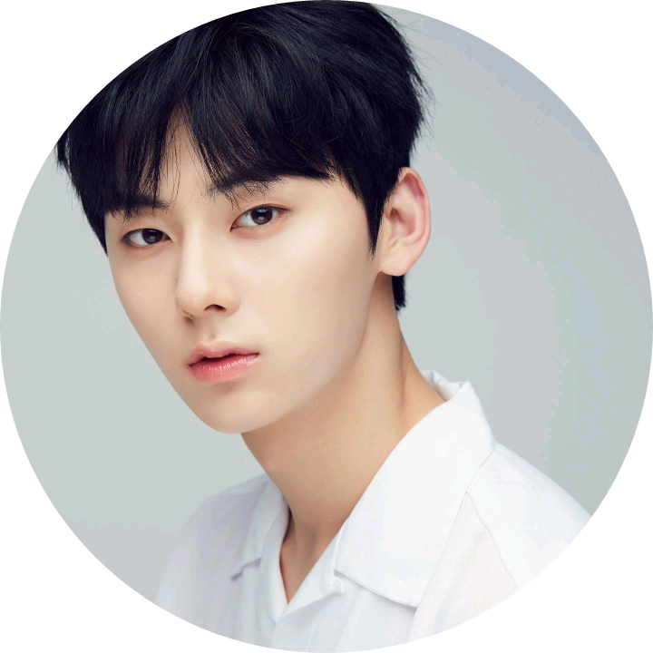 황민현 image
