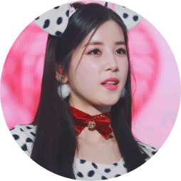 박초롱 image