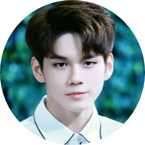 옹성우 image