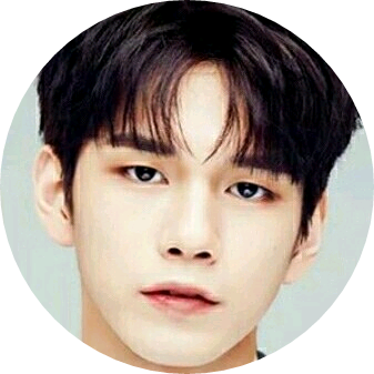 옹성우 image
