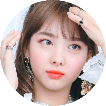 시녀 image