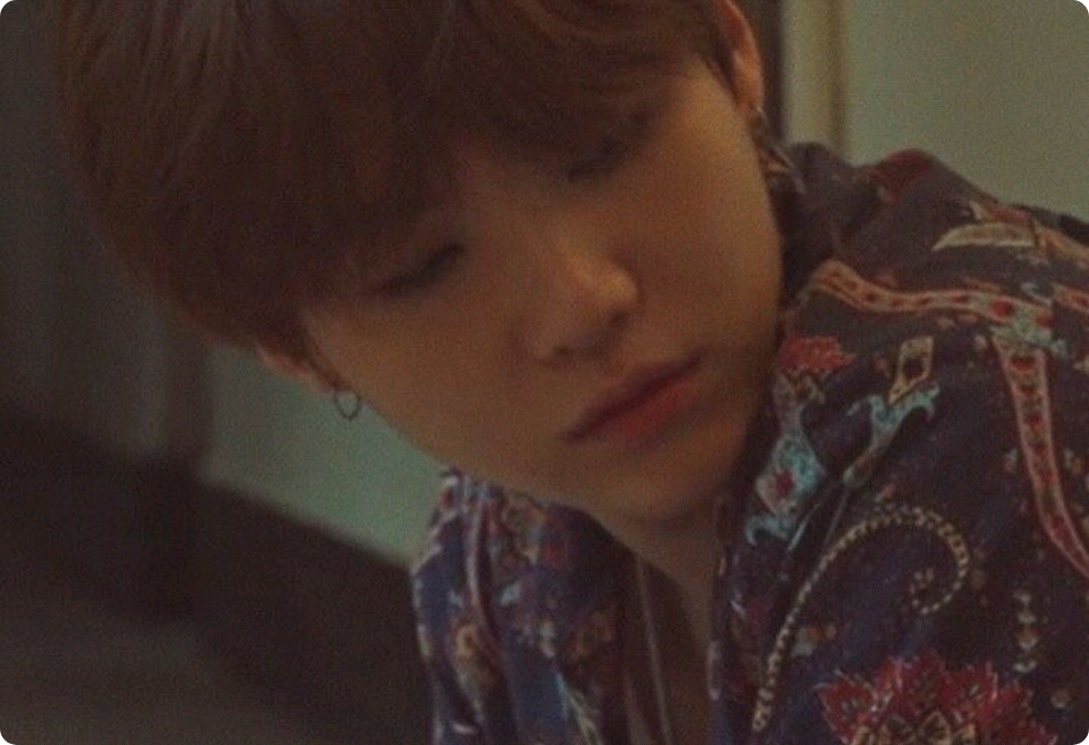 Em yêu, nếu em làm thế, tay em sẽ bay mất đấy? thumbnail