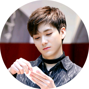 아론(경찰) image