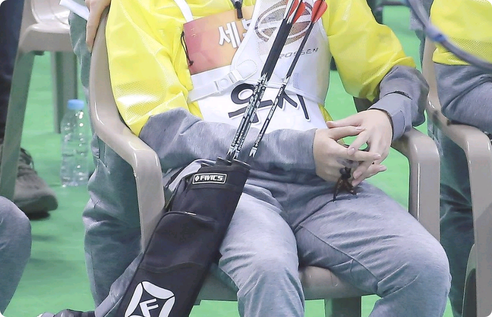 There are 13 of us younger siblings!!!! thumbnail