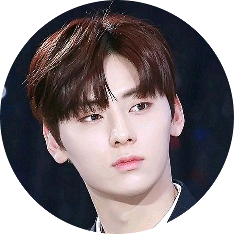 황민현 image