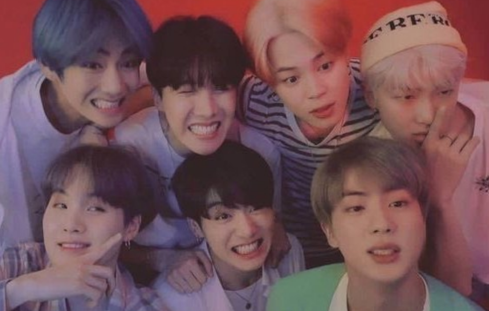 어서오세요. 미친놈들에 톡방에 thumbnail