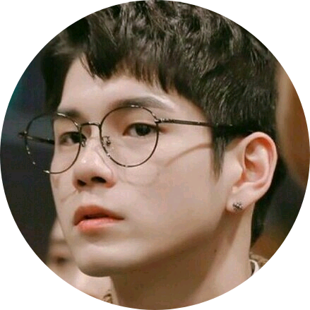 옹성우 image