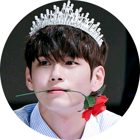 옹성우 image