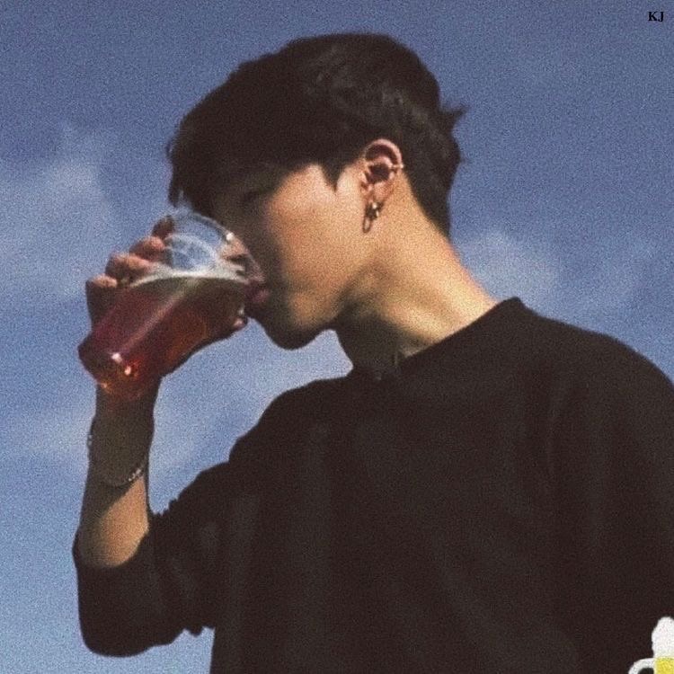 박지민 image