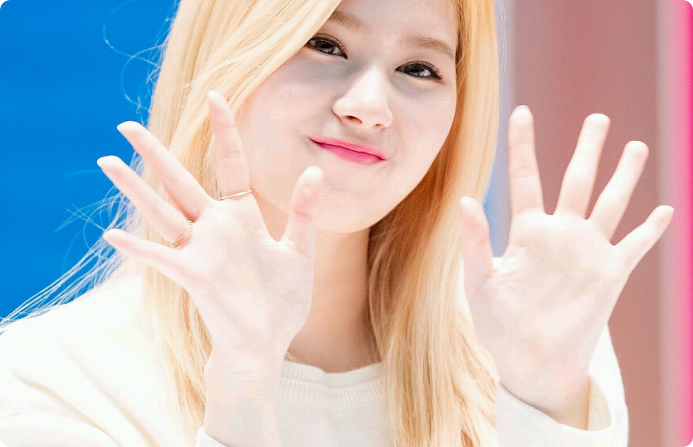 La bella protagonista femenina (Sana) que finge ser amable es una gumiho. thumbnail