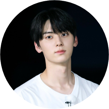 황민현 image