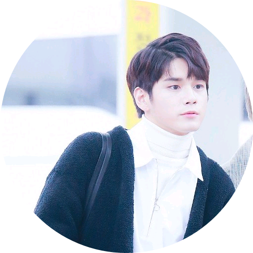 옹성우 image