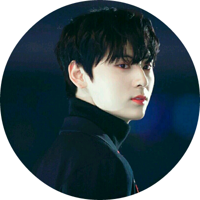 황민현 image