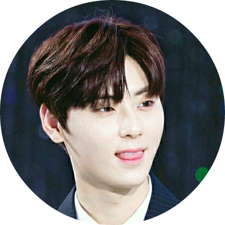 황민현 image