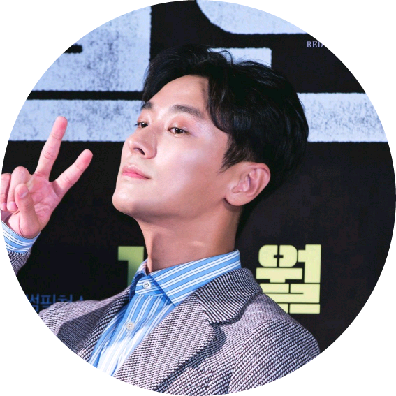 주지훈(고등담임) image