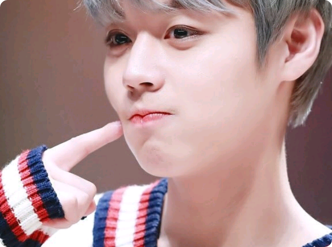 Amor con un matón thumbnail