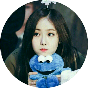 황은비와 닮은 애 image