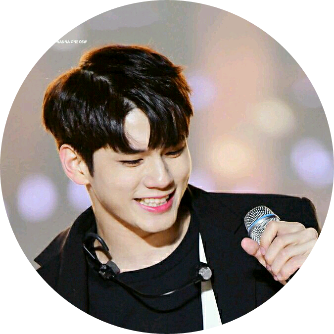 옹성우 image