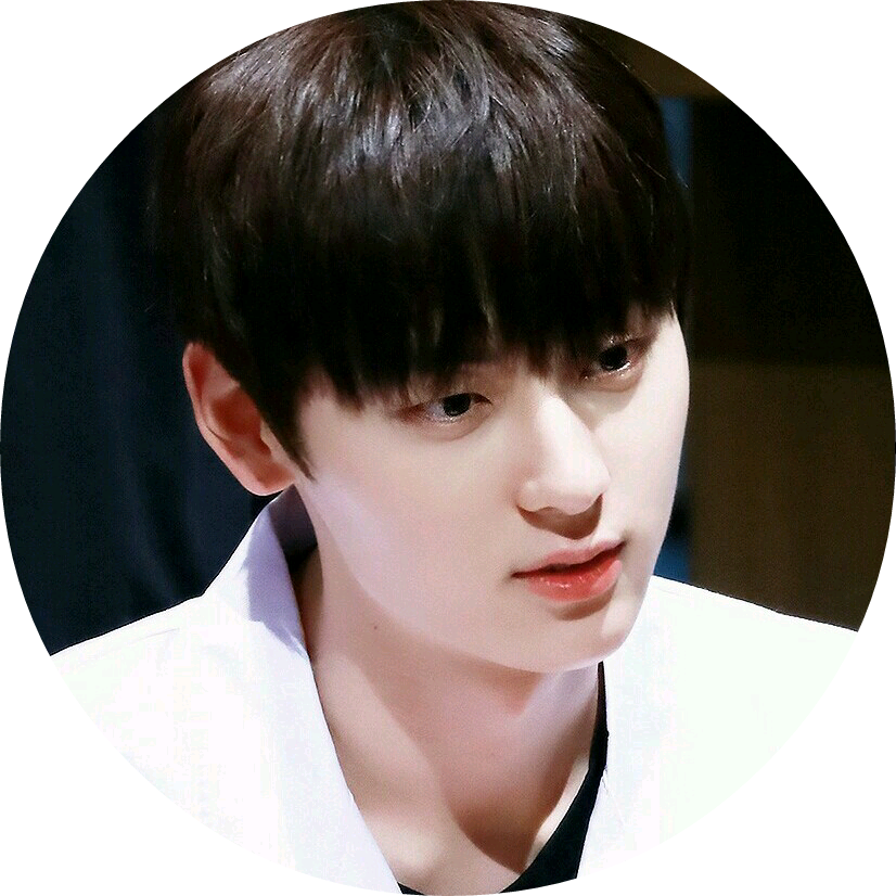 황민현 image