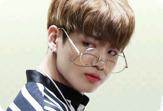 BTS학생과 몸이 바뀌다!? thumbnail