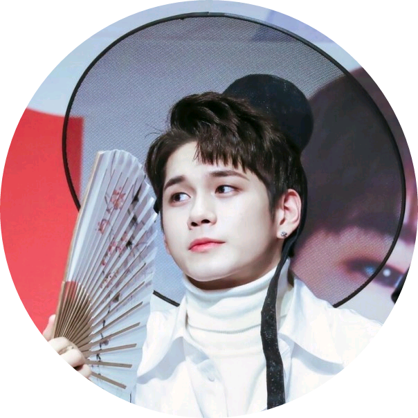 옹성우 image