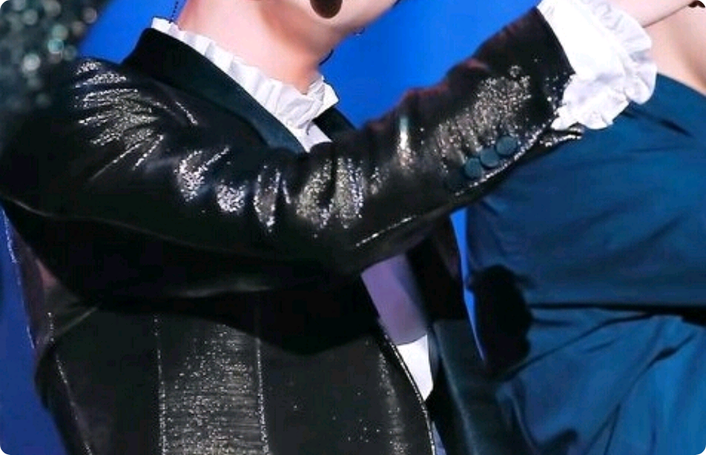 Mon copain est Jin de BTS ??? thumbnail