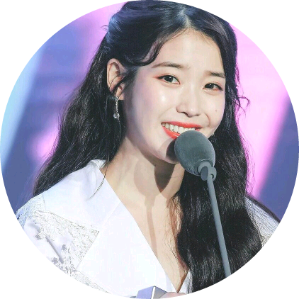 아이유 image